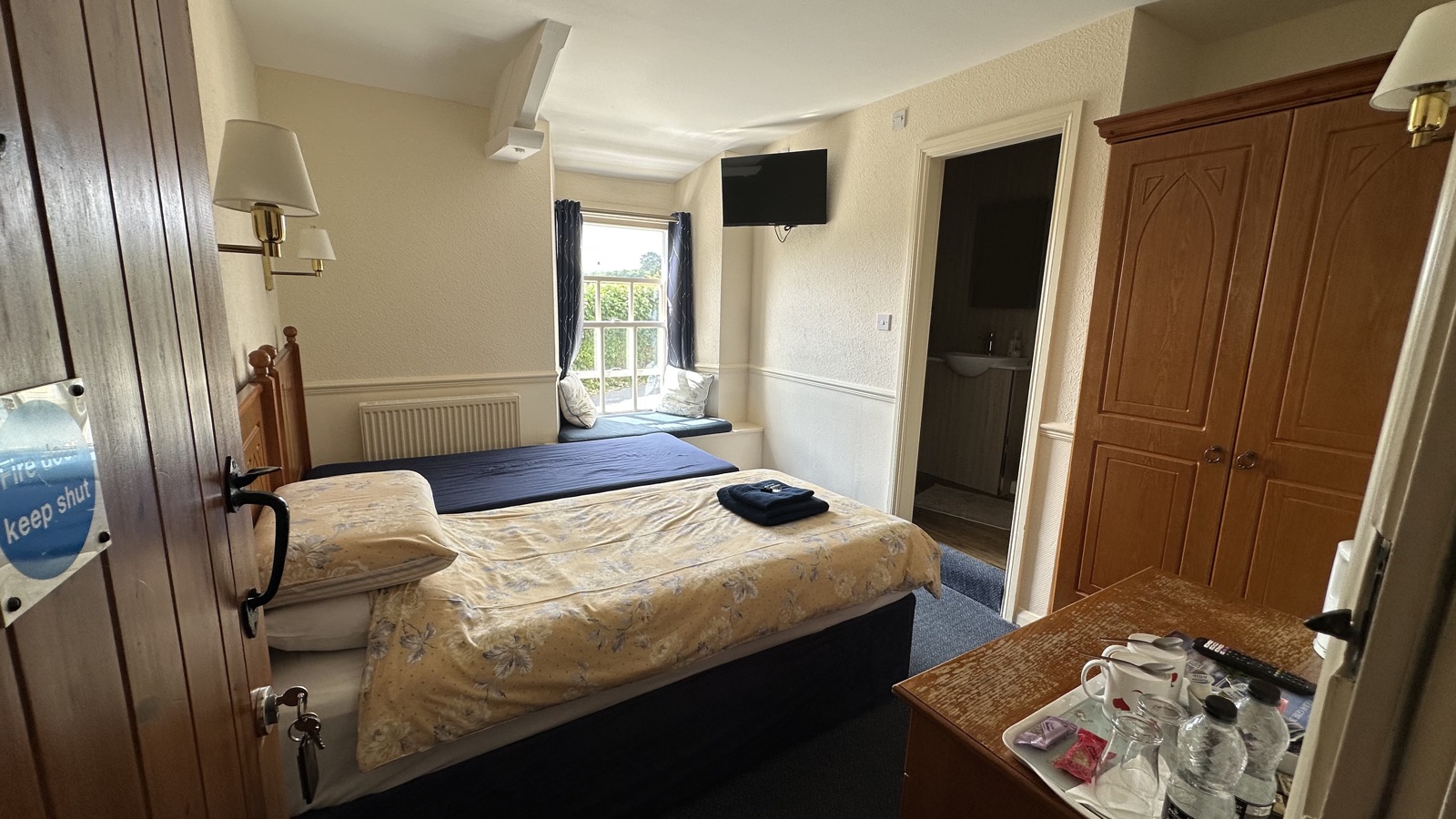 Twin / Single Room